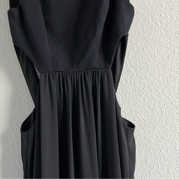 BCBGMaxAzria Black Angelinah Contrast Cutout Gown - Size 2 - Picture 7 of 13